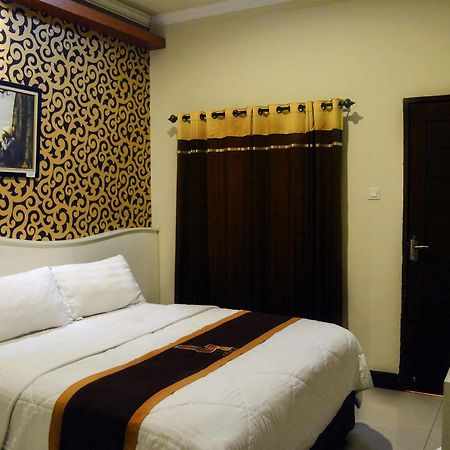 Kabana Hotel Mataram Exterior foto