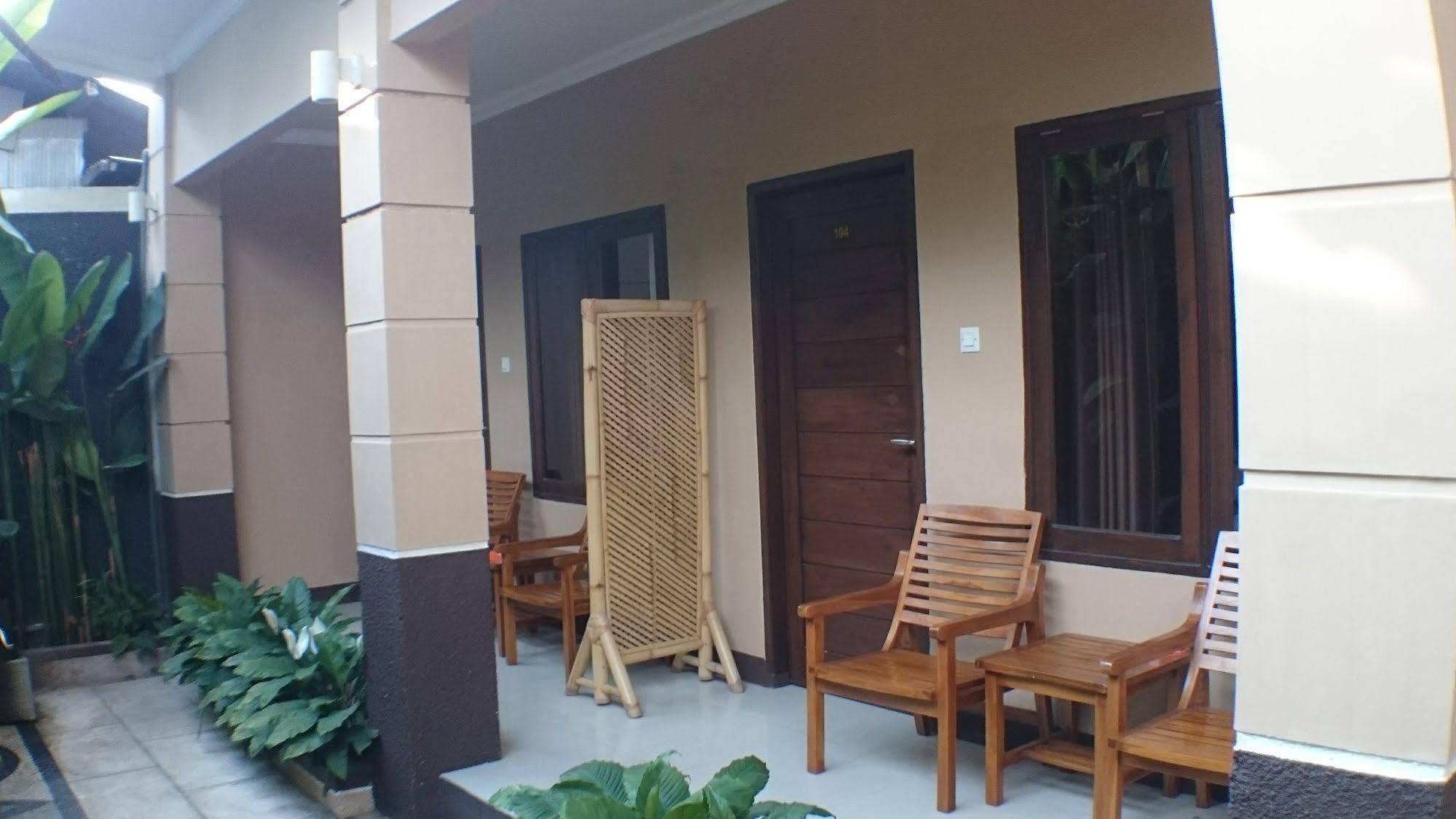 Kabana Hotel Mataram Exterior foto