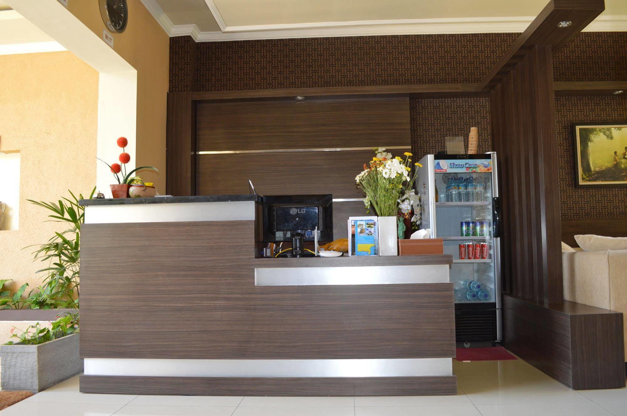 Kabana Hotel Mataram Exterior foto